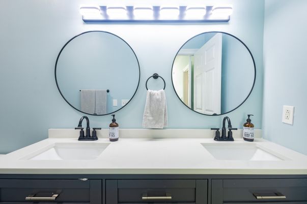 Bathroom, Dual Sink Vanities, Interior