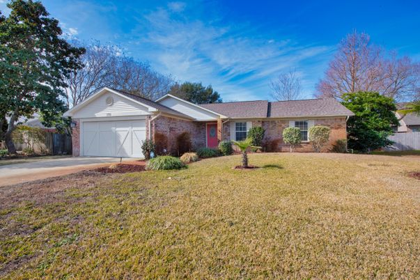 Attached, Exterior, Facade, Brick Facade, Ranch