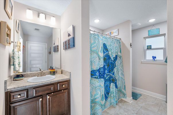 Bathroom, Interior, Recessed Lighting