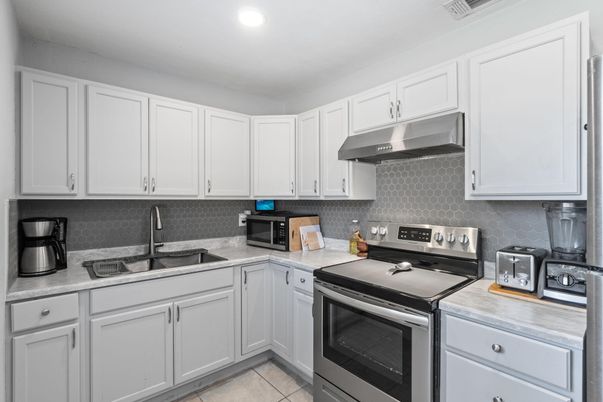 Interior, Kitchen, Recessed Lighting