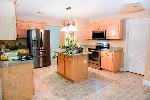 Interior, Kitchen, Pendant Lights, Stainless Steel Appliances