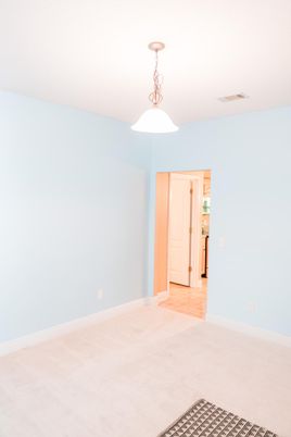 Empty room, Interior, Pendant Lights