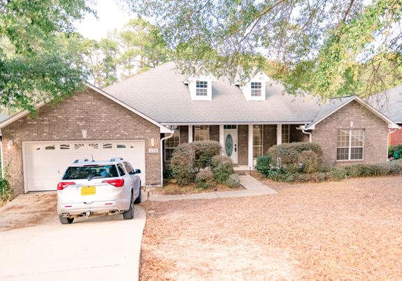 Attached, Exterior, Facade, Brick Facade, Ranch
