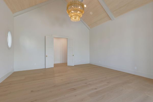Chandelier, Empty room, Interior, Wood Texture Flooring