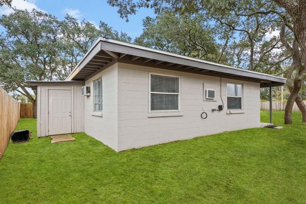 Backyard, Exterior