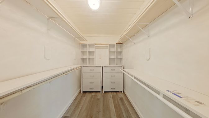 Interior, Walk-in Closets, Wood Texture Flooring