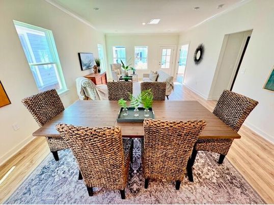 Dining room, Interior, Living room, Recessed Lighting, Wood Texture Flooring