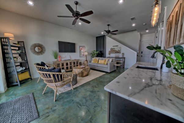 Interior, Living room, Pendant Lights, Recessed Lighting