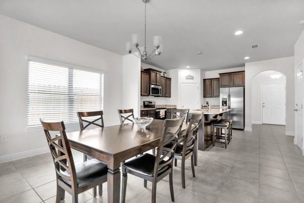 Chandelier, Dining room, Interior, Kitchen, Pendant Lights, Recessed Lighting, Stainless Steel Appliances