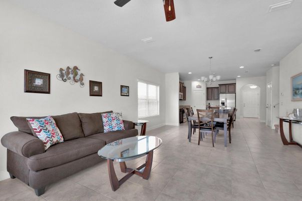 Chandelier, Dining room, Interior, Kitchen, Living room, Recessed Lighting