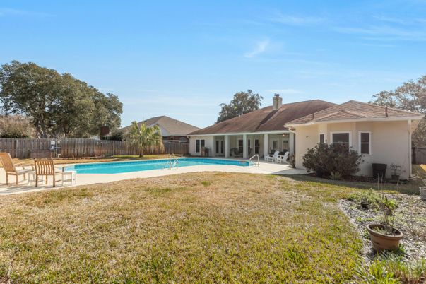 Backyard, Exterior, Pool