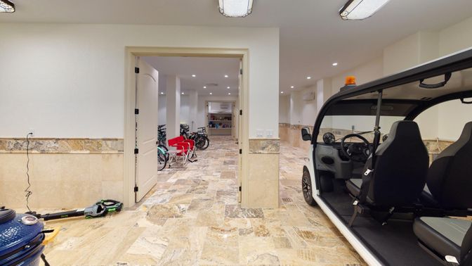 Fitness Equipment, Interior, Recessed Lighting