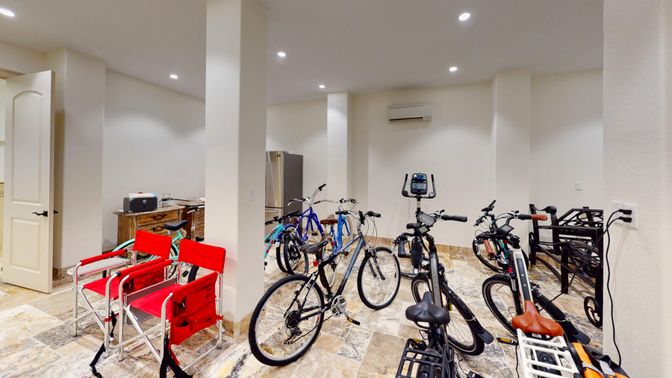 Fitness Equipment, Interior, Recessed Lighting