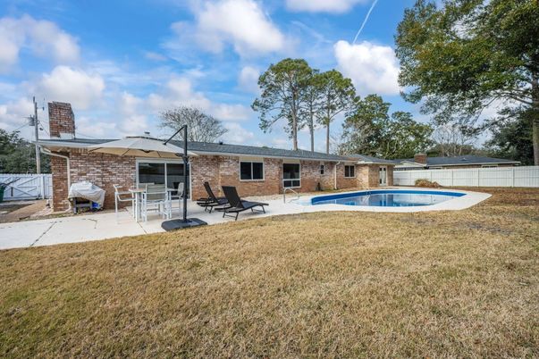 Backyard, Exterior, Pool