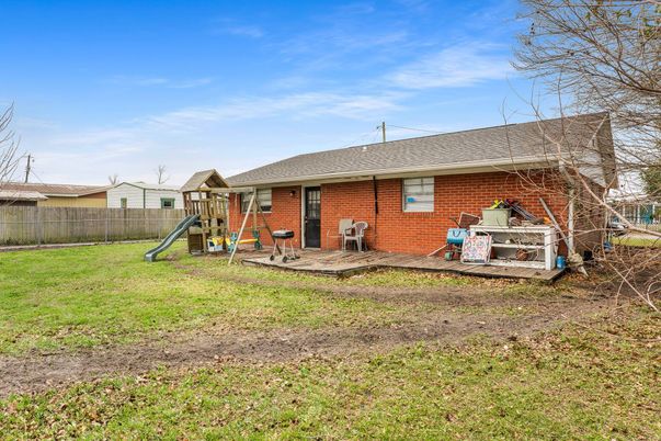 Backyard, Exterior, Playground