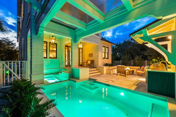 Exterior, Pool