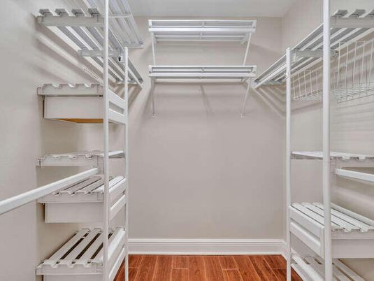 Interior, Walk-in Closets, Wood Texture Flooring