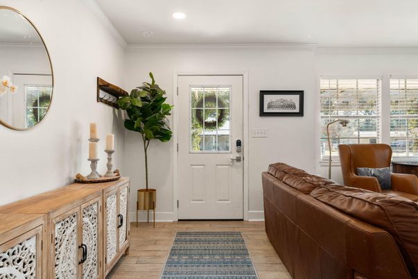 Interior, Recessed Lighting, Wood Texture Flooring