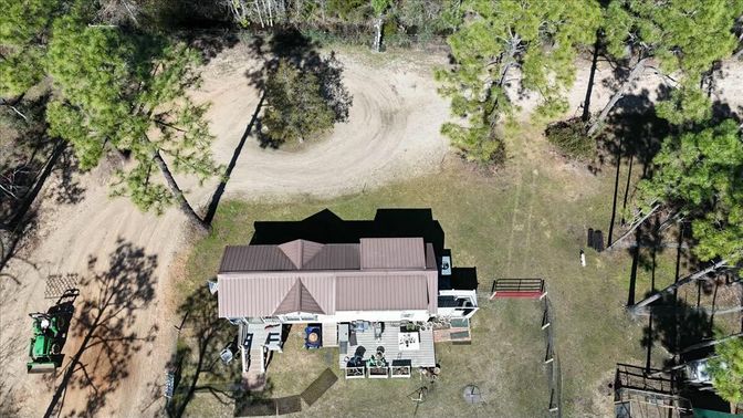 Exterior, Drone