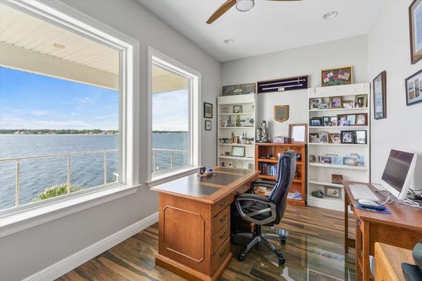 Home Office, Interior, Recessed Lighting, Water, Wood Texture Flooring