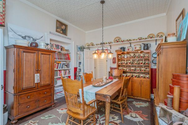 Dining room, Interior, Pendant Lights