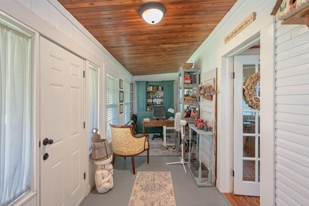 Home Office, Interior, Wooden Ceilings