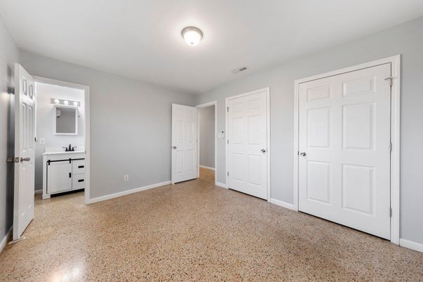 Bathroom, Empty room, Interior