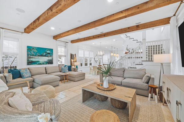 Interior, Living room, Pendant Lights, Recessed Lighting, Wooden Beams