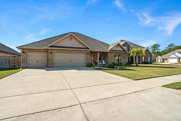 Attached, Exterior, Facade, Brick Facade, Ranch