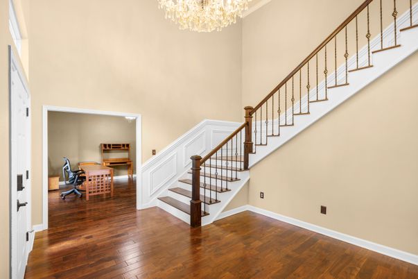 Chandelier, Interior, Wood Texture Flooring