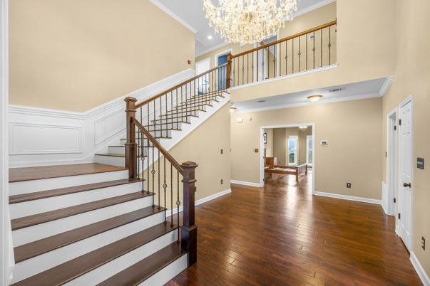 Chandelier, Interior, Wood Texture Flooring