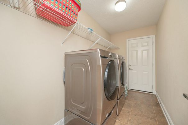 Interior, Washer