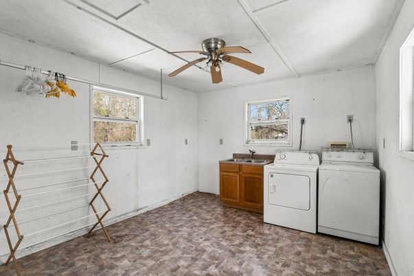 Interior, Washer