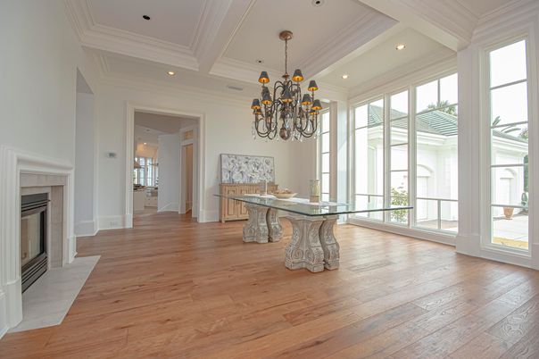 Chandelier, Fireplace, Interior, Recessed Lighting, Wood Texture Flooring