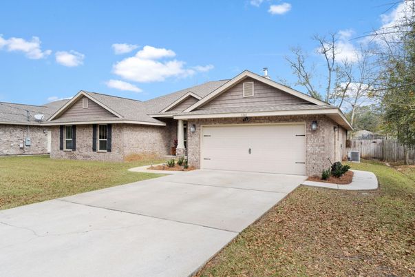 Attached, Exterior, Facade, Brick Facade, Ranch