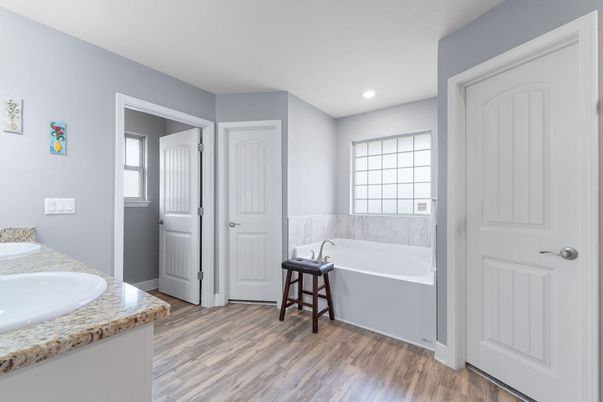 Bathroom, Interior, Recessed Lighting, Wood Texture Flooring