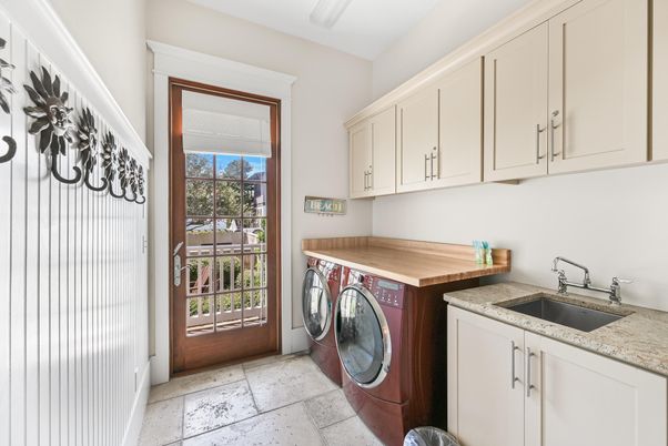 Interior, Washer