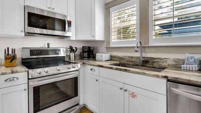 Interior, Kitchen, Stainless Steel Appliances