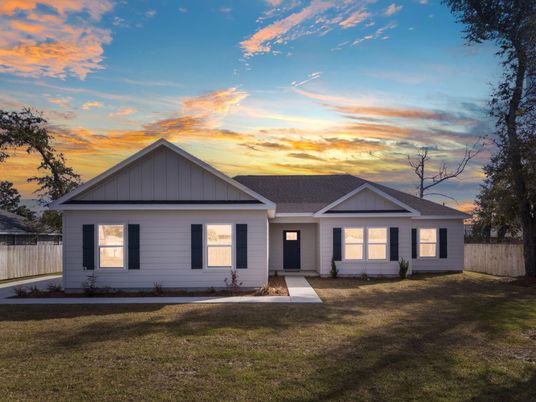 Exterior, Facade, Farmhouse