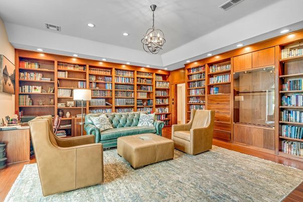 Chandelier, Home Office, Interior, Living room, Pendant Lights, Recessed Lighting, Wood Texture Flooring
