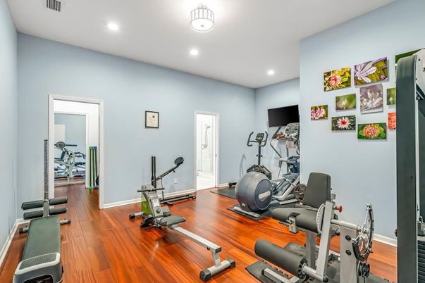 Fitness Equipment, Interior, Recessed Lighting, Wood Texture Flooring