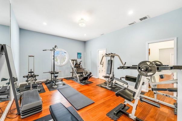 Fitness Equipment, Interior, Recessed Lighting, Wood Texture Flooring