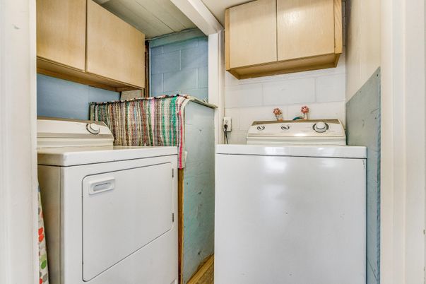 Interior, Utility Closets, Washer