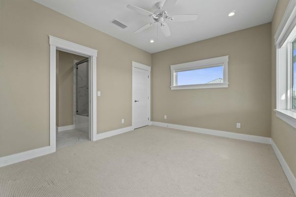 Bathroom, Empty room, Interior, Recessed Lighting