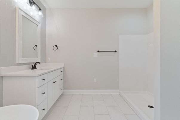 Bathroom, Dual Sink Vanities, Interior