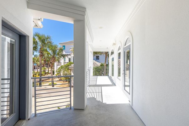 Exterior, Recessed Lighting