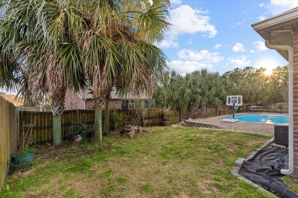 Backyard, Exterior, Pool