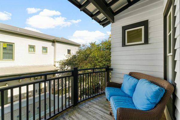 Exterior, Wood Texture Flooring