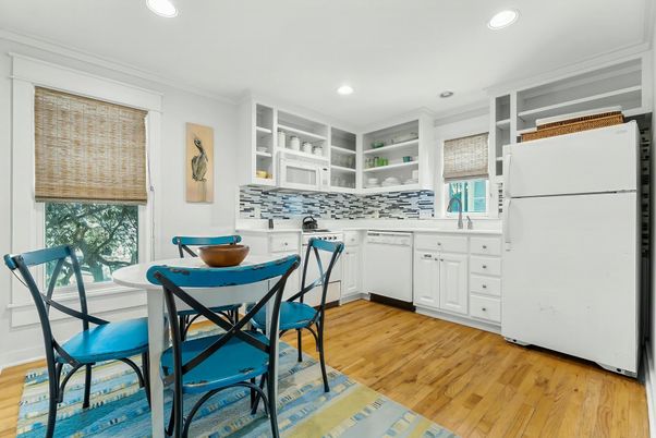 Dining room, Interior, Kitchen, Recessed Lighting, Wood Texture Flooring