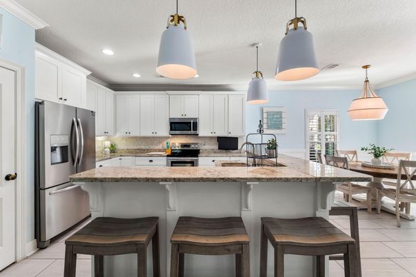 Dining room, Interior, Kitchen, Pendant Lights, Recessed Lighting, Stainless Steel Appliances